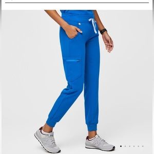 Figs size M jogger scrub pants “zamora”